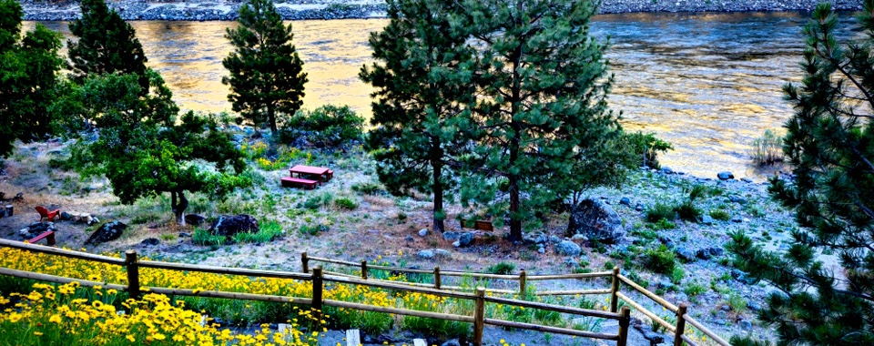 River Access right out the back door
